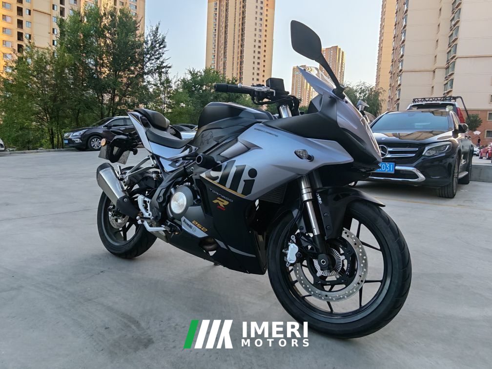 Benelli Tornado 252R 250 cc - мотоцикл из Китая