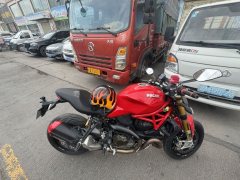 Ducati Monster 821 - фото 3
