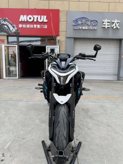 CFMOTO 675NK - фото 1
