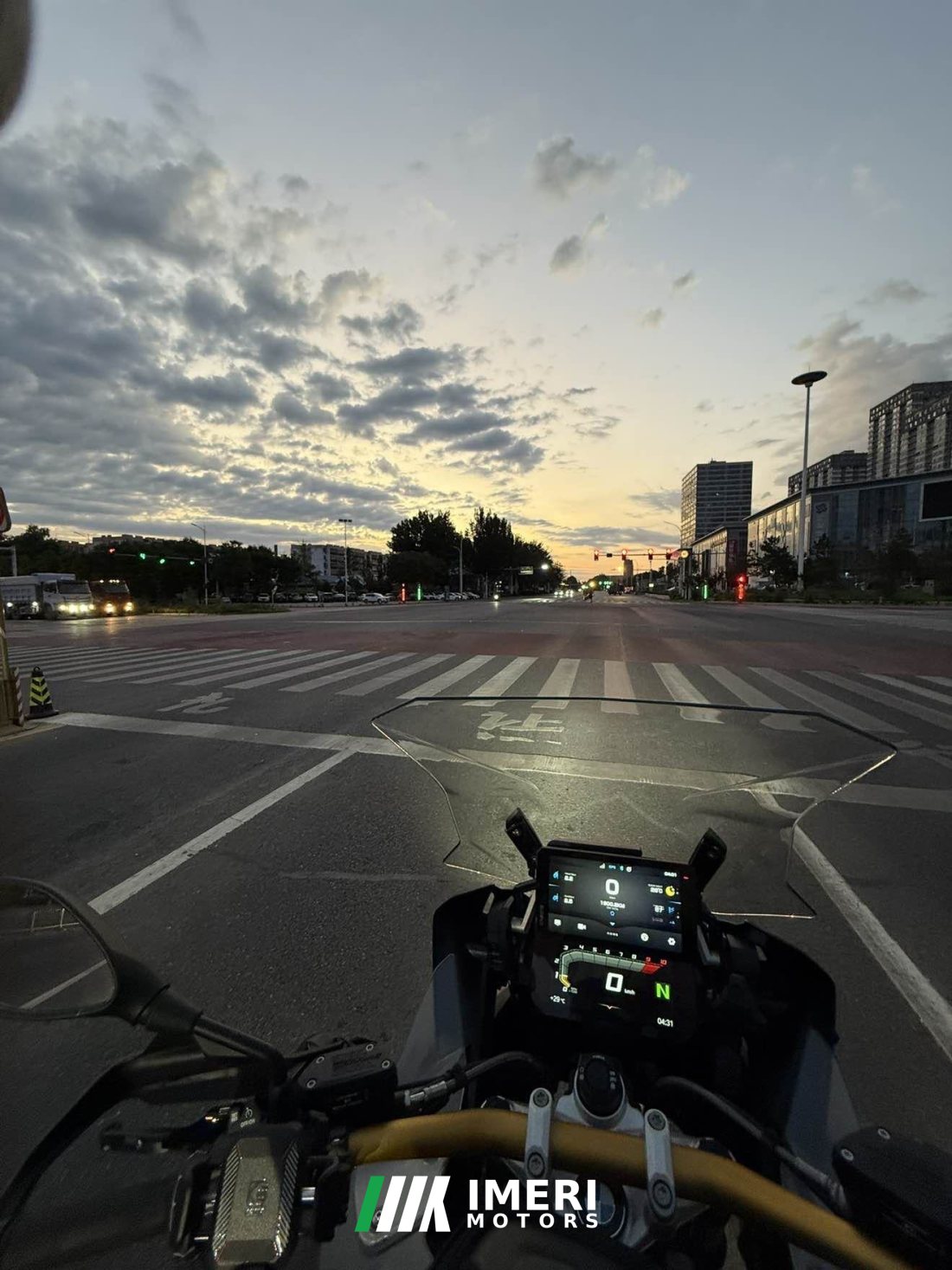 BMW R 1250 GS - мотоцикл из Китая