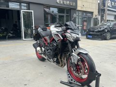 Kawasaki Z900 950 cc - фото 7