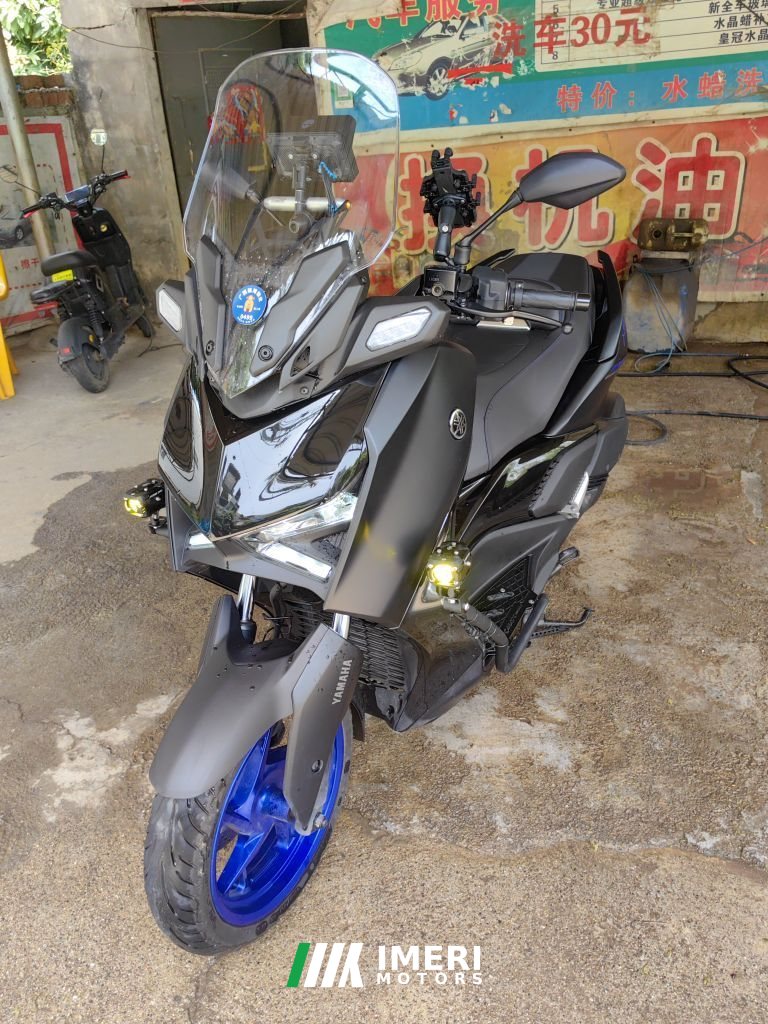 Yamaha XMAX 300 cc - мотоцикл из Китая