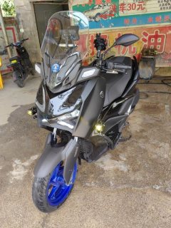 Yamaha XMAX 300 cc - фото 1