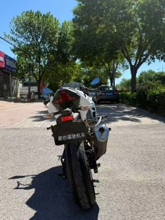 Kawasaki Ninja 400 - фото 8