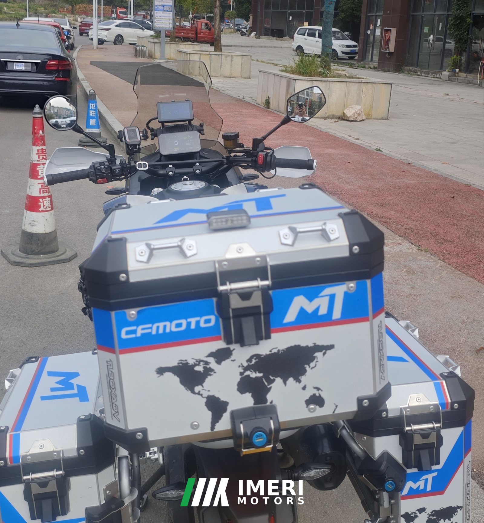 2025 CFMOTO 700MT
