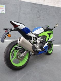 Kawasaki ZX-4R 400 cc - фото 7