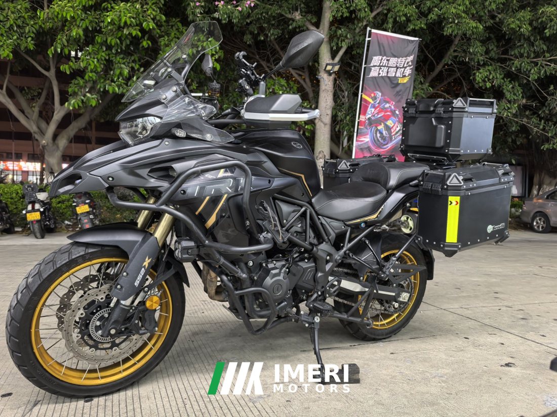 Benelli TRK552 550 cc - мотоцикл из Китая