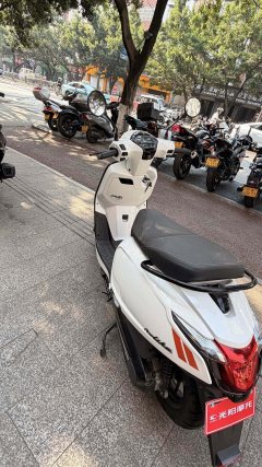 KYMCO i-Like - фото 5