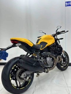 Ducati Monster 821 - фото 4