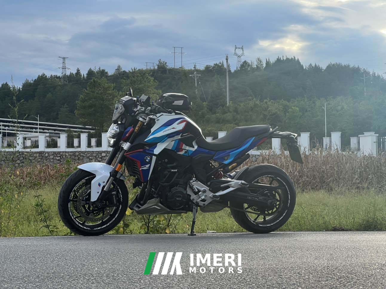 2022 BMW F 900 R