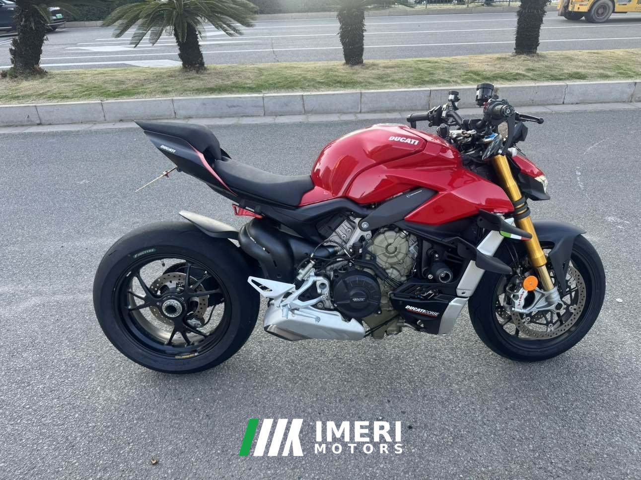 2023 Ducati Street Fighter V4 1100 cc