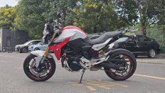 BMW F 900 R - фото 1