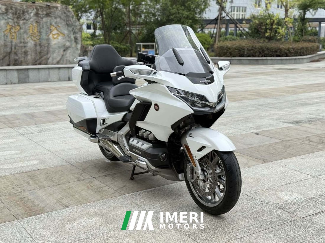 Honda Gold Wing GL1800 - мотоцикл из Китая