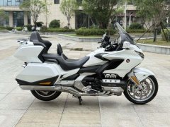 Honda Gold Wing GL1800 - фото 2