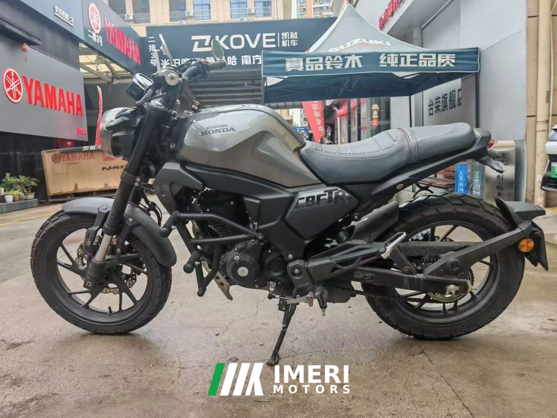 Sundiro Honda CBF190TR - мотоцикл из Китая