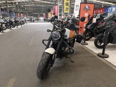QJMOTOR Flash 300 - фото 1
