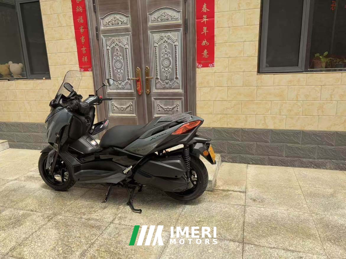 2022 Yamaha XMAX 300 cc