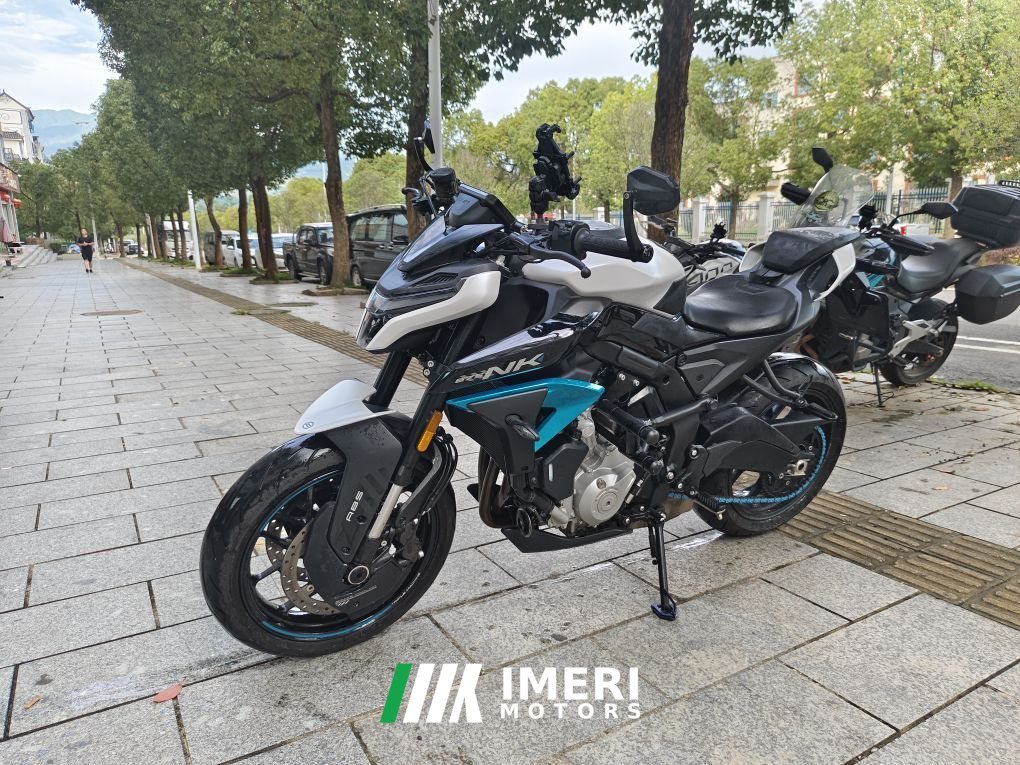 CFMOTO 675NK - мотоцикл из Китая