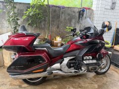 Honda Gold Wing GL1800 - фото 1