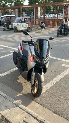 Yamaha NMAX 155 cc - фото 1