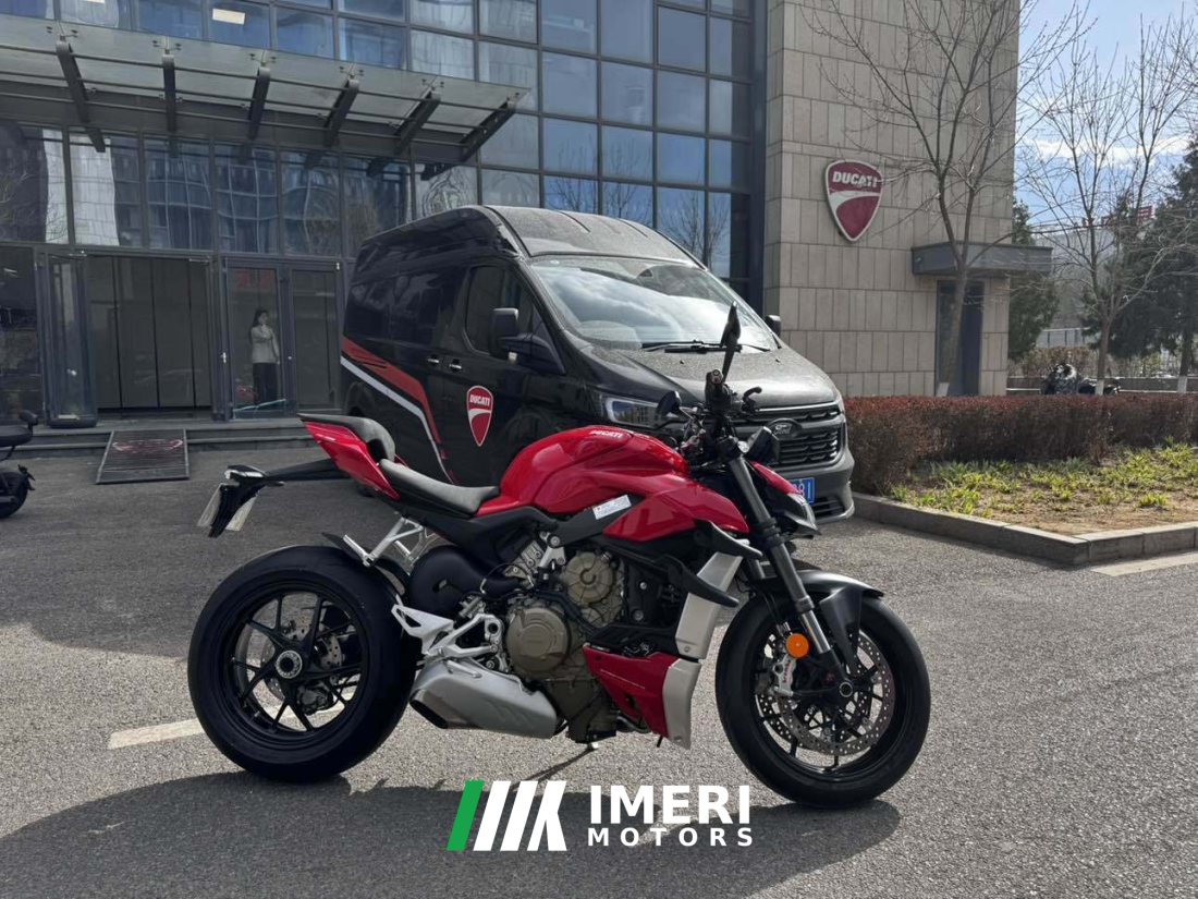 Ducati Street Fighter V4 1100 cc - мотоцикл из Китая