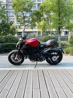 MV Agusta Dragster 800 - фото 5