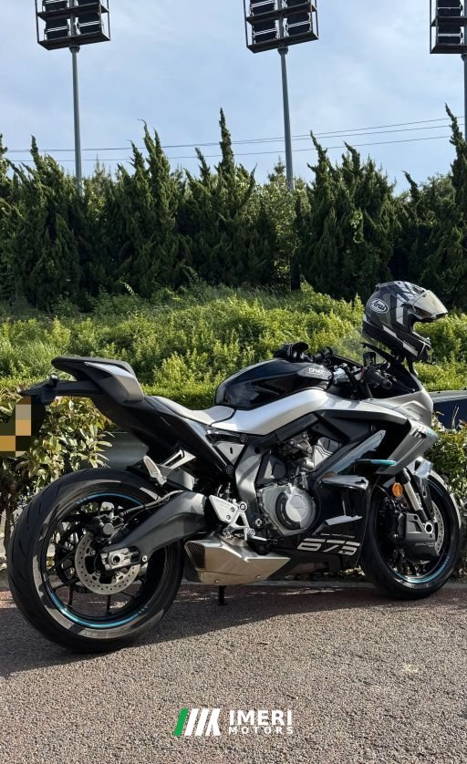 CFMOTO 675SR-R - мотоцикл из Китая