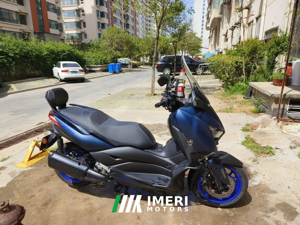 Yamaha XMAX 300 cc - мотоцикл из Китая