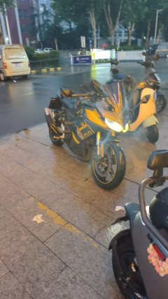 Voge 250RR - фото 1