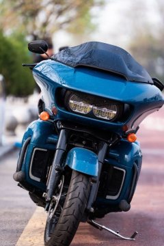 Harley-Davidson Road Glide 1868 cc - фото 2