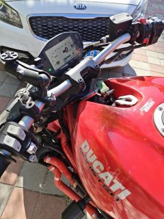 Ducati Monster 821 - фото 3