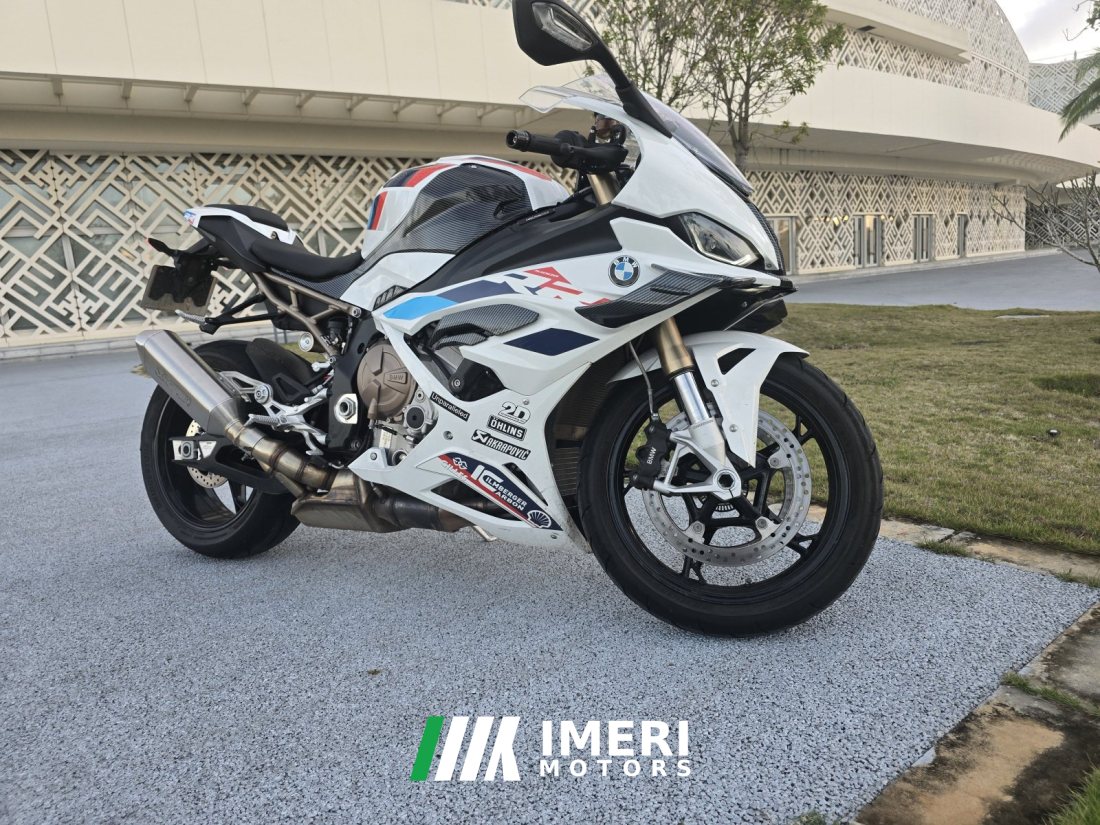 BMW S 1000 RR - мотоцикл из Китая