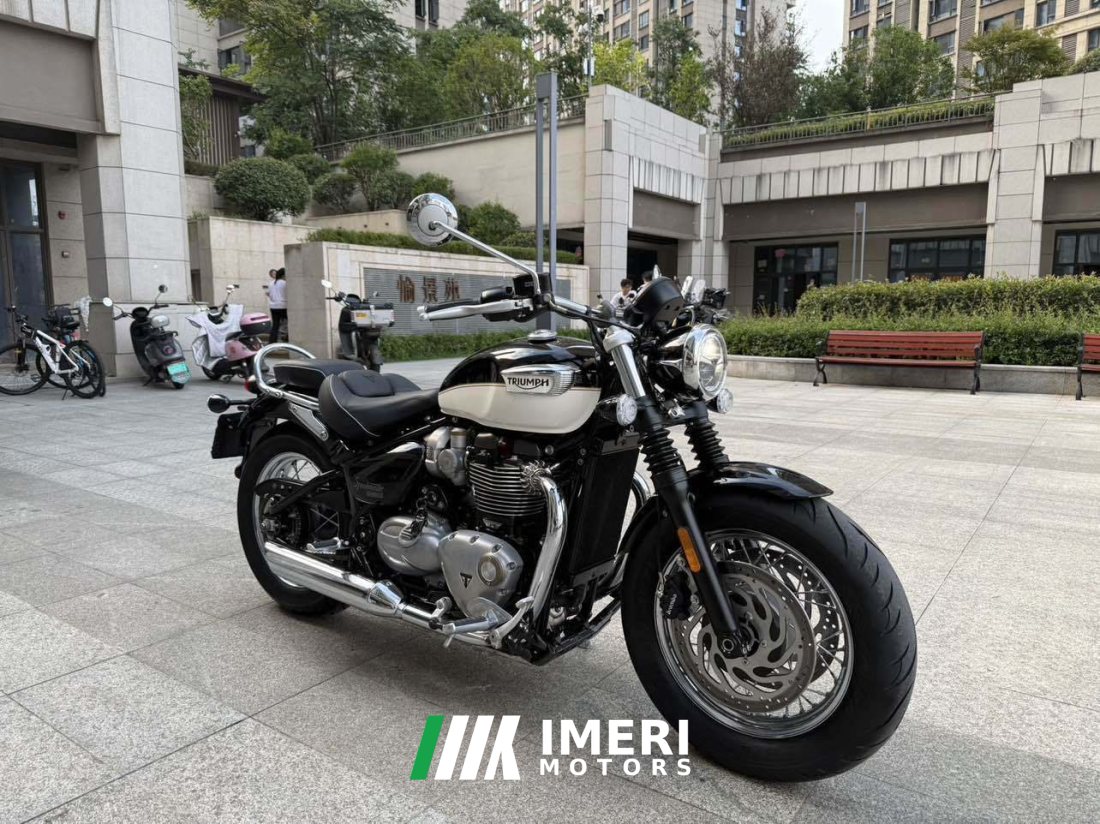 Triumph Bonneville Speedmaster 1200 cc - мотоцикл из Китая