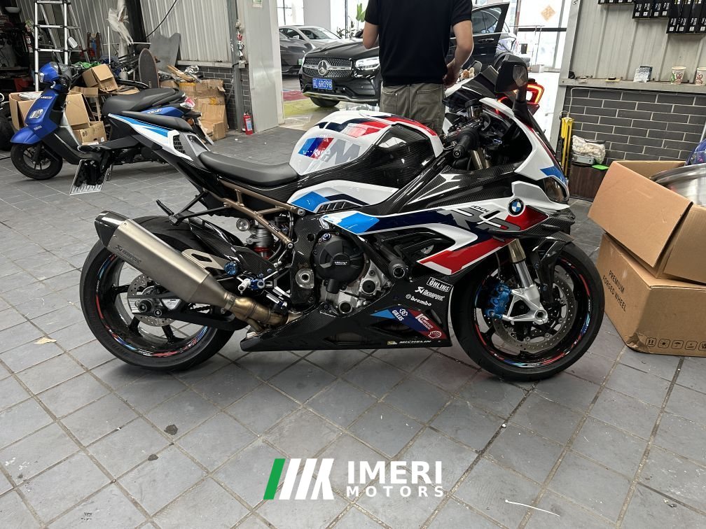BMW S 1000 RR - мотоцикл из Китая