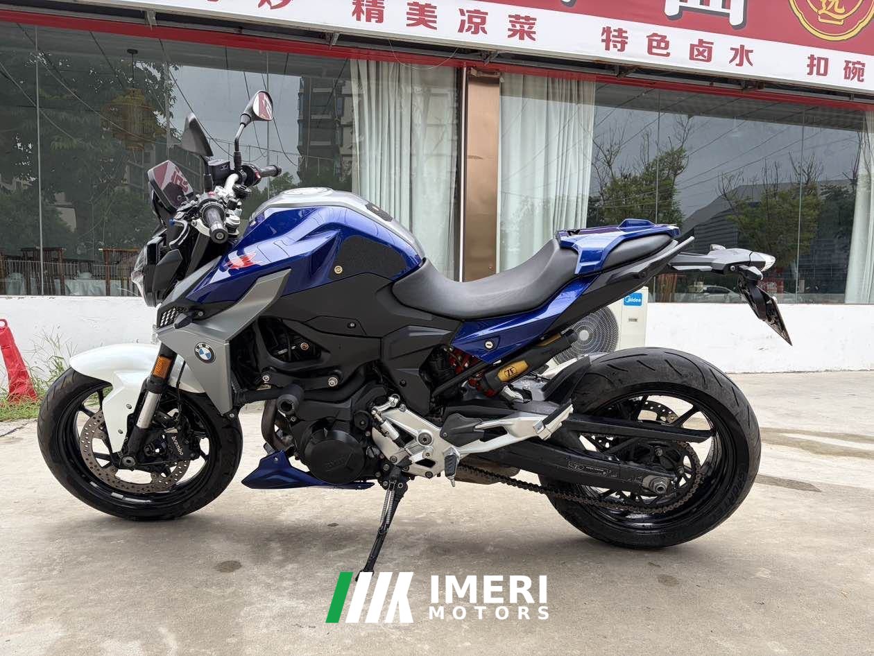 2021 BMW F 900 R