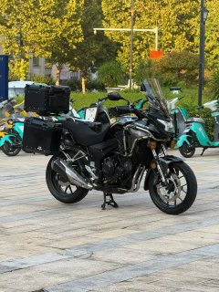 Honda CB400X - фото 1