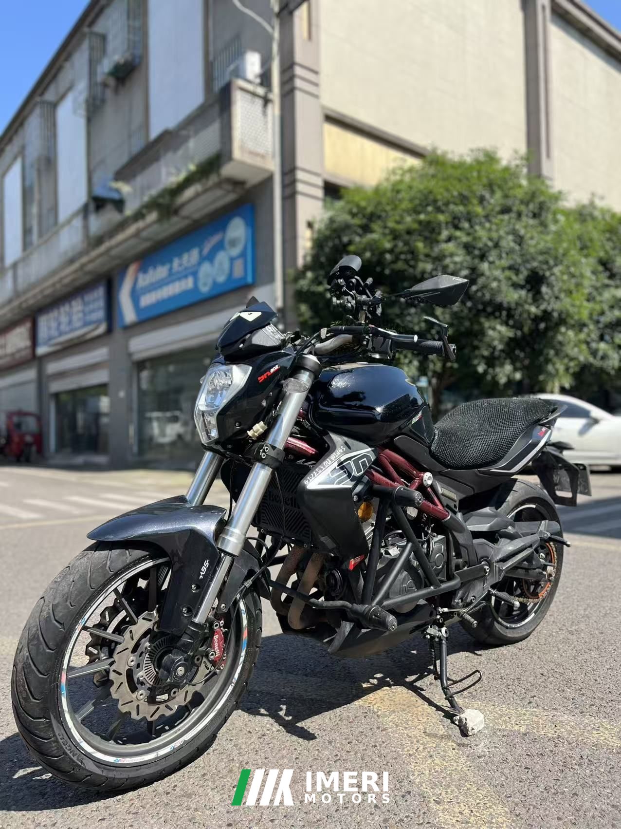2018 Benelli TNT 300 / BN 302S