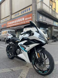 CFMOTO 250SR - фото 1