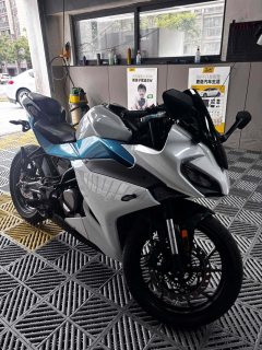 CFMOTO 250SR - фото 2