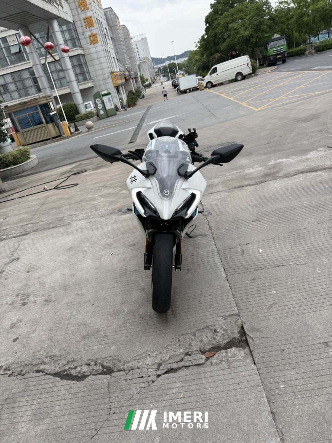 CFMOTO 250SR - мотоцикл из Китая
