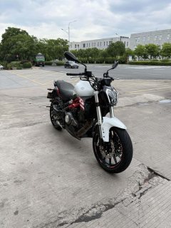 Benelli TNT 300 / BN 302S - фото 2