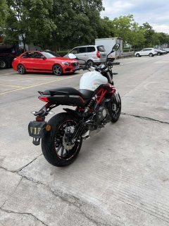 Benelli TNT 300 / BN 302S - фото 5