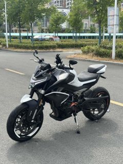 CFMOTO 800NK - фото 2