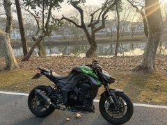 Kawasaki Z1000 - фото 1