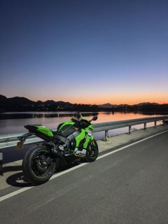Kawasaki Ninja ZX-10R 1000 cc - фото 1