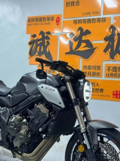 Honda CB650R - фото 7