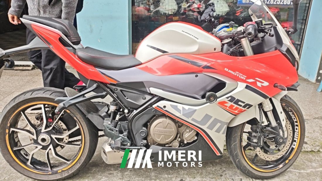 QJMOTOR SRK 250 - мотоцикл из Китая
