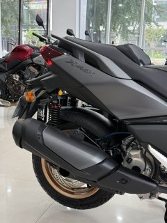 Yamaha XMAX 300 cc - фото 7