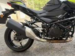 Kawasaki Z400 - фото 4