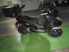 Piaggio MP3 300 - фото 1
